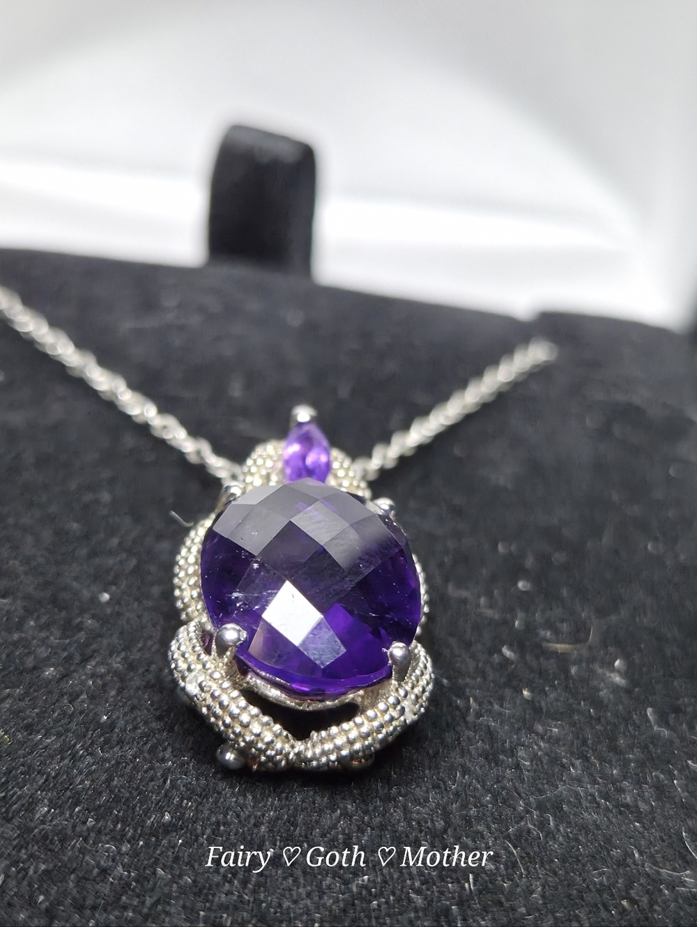 Kay Jewelers Gorgeous! Genuine Checkerboard  Cushion Cut Amethyst Necklace - Picture 4 of 15